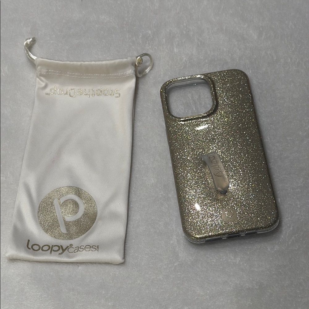 iPhone 15 Pro Max 6.7” Champagne Sparkle Loopy (righty)